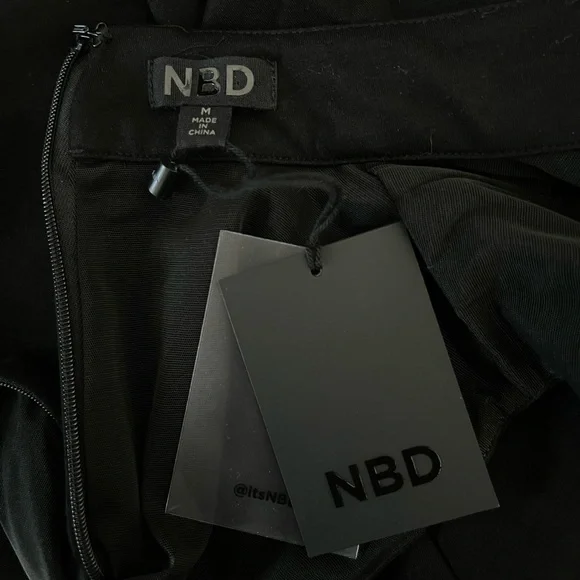 NWT NBD Patrice Mini Dress size Medium in Black - Picture 9 of 10